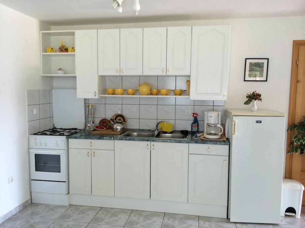 Frankie Holiday Apartment Ii. Balatongyörök Zimmer foto