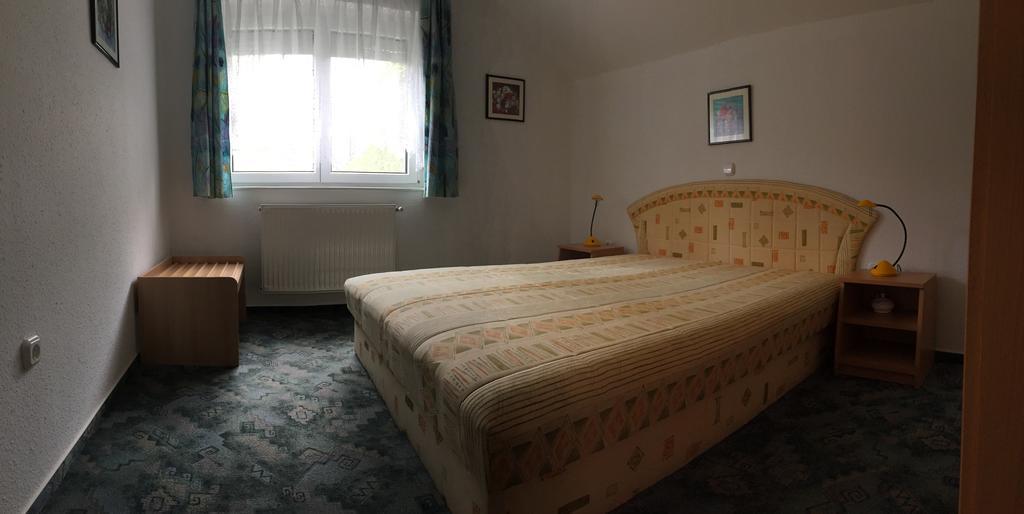 Frankie Holiday Apartment Ii. Balatongyörök Exterior foto